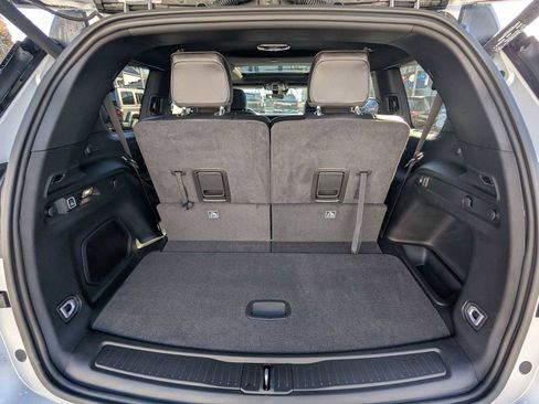 New 2025 Jeep Grand Cherokee L Limited w/ Black Appearance Package AWD/4WD image 21