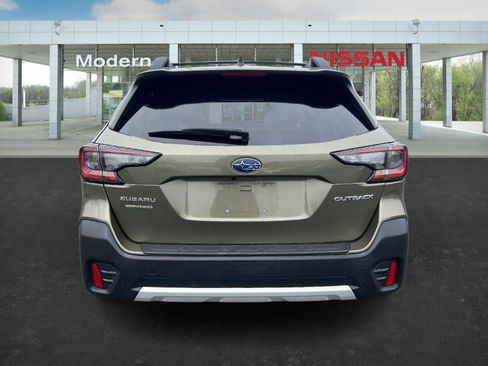 Used 2022 Subaru Outback Limited image 3