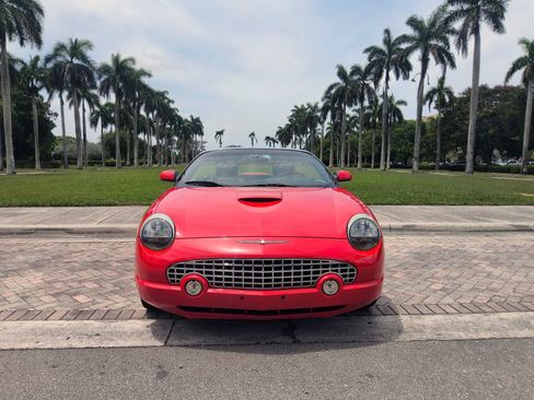 Used 2002 Ford Thunderbird RWD image 2
