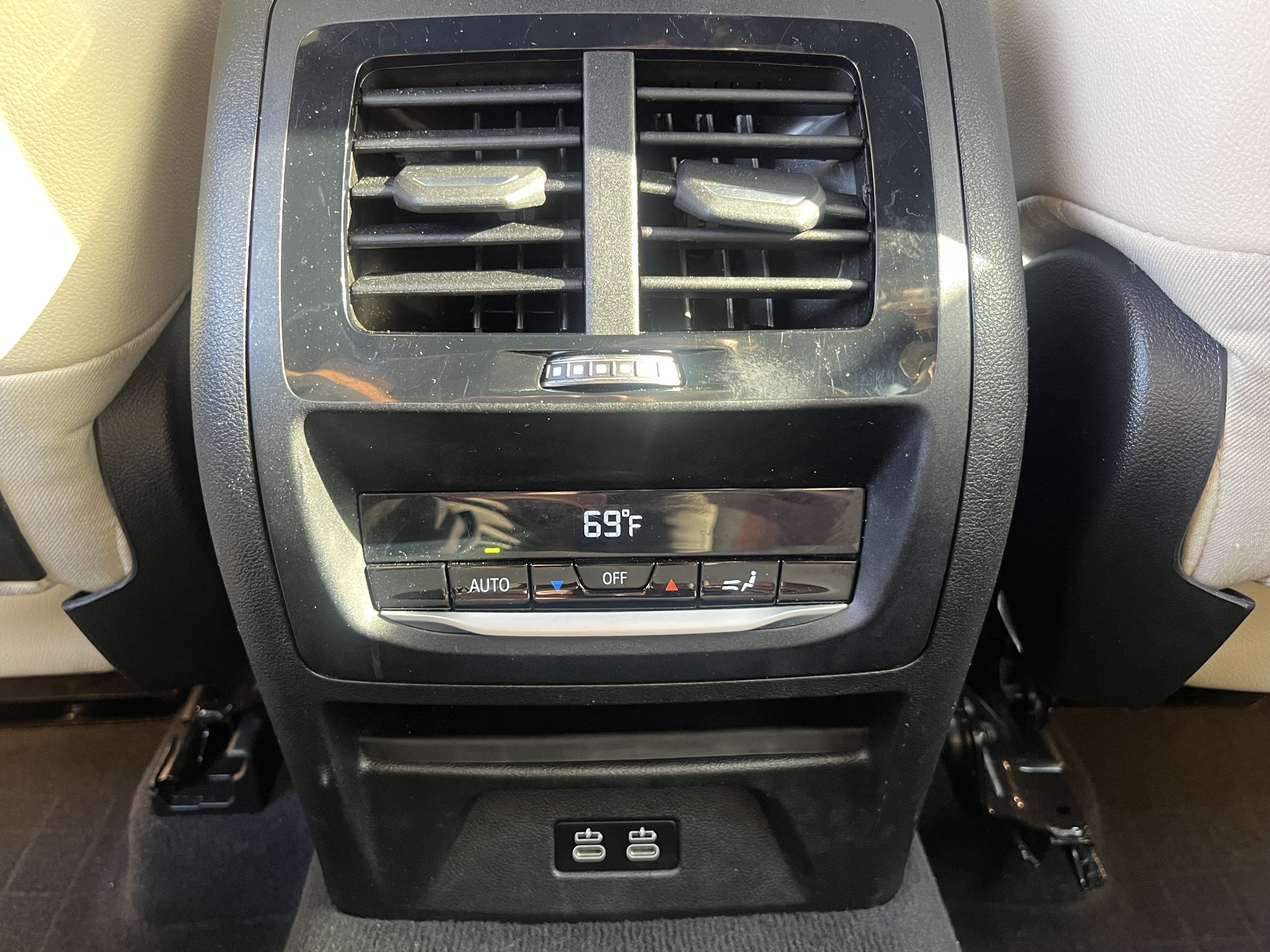 Used 2023 BMW X3 sDrive30i w/ M Sport Package RWD image 28