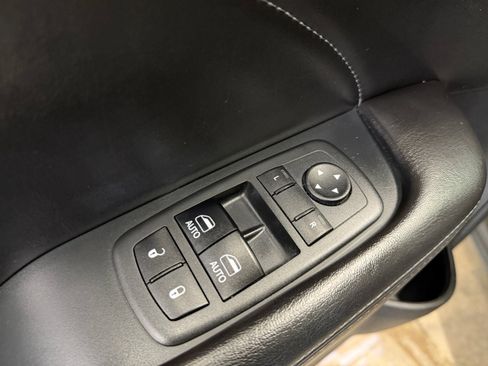 Used 2018 Dodge Challenger GT w/ Driver Convenience Group AWD/4WD image 23