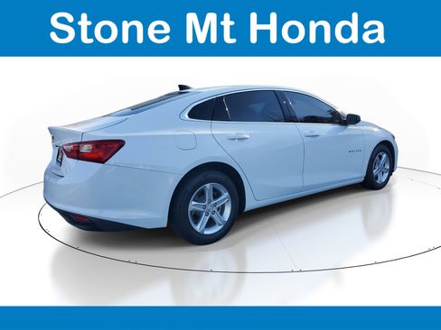 Used 2023 Chevrolet Malibu LS image 6