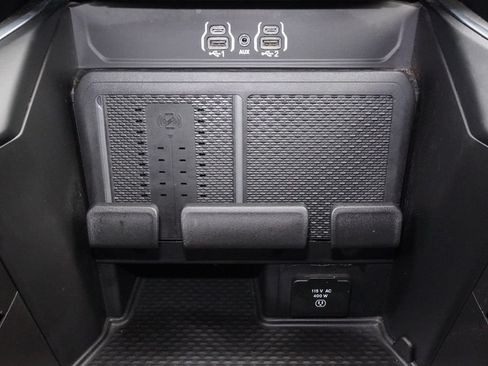 Used 2025 RAM 1500 Big Horn AWD/4WD image 19