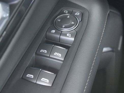 New 2026 Chevrolet Suburban Premier image 26