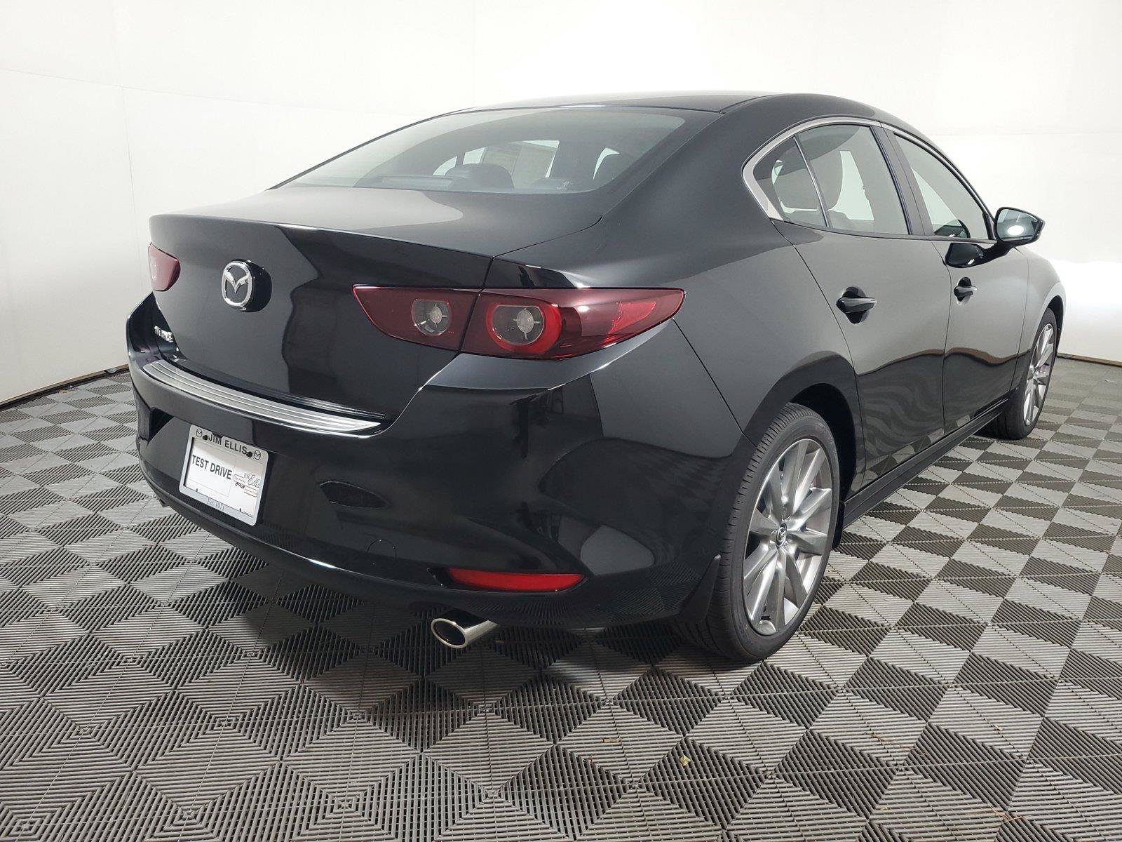New 2026 MAZDA MAZDA3 2.5 S Sedan w/ Preferred Pkg FWD image 4