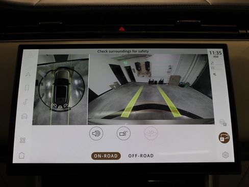 Used 2023 Land Rover Range Rover Autobiography image 27