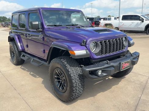Used 2026 Jeep Wrangler Unlimited Rubicon AWD/4WD image 2