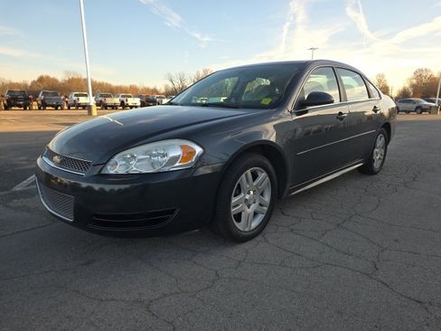 Used 2016 Chevrolet Impala LT image 3