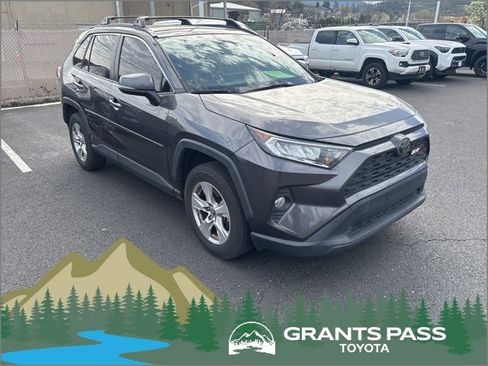 Certified 2019 Toyota RAV4 XLE w/ Convenience Package image 1