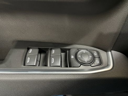 New 2026 Chevrolet Silverado 1500 LT w/ Z71 Off-Road Package image 24