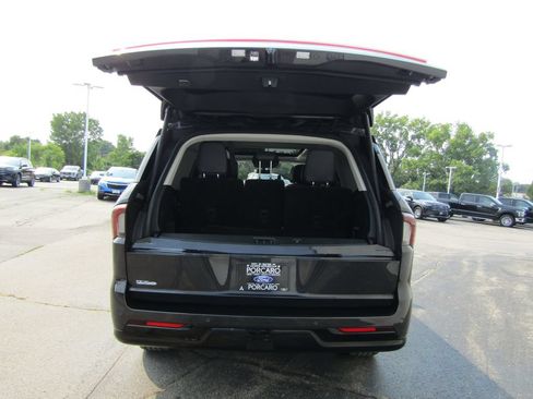 Used 2025 Lincoln Navigator Reserve AWD/4WD image 25