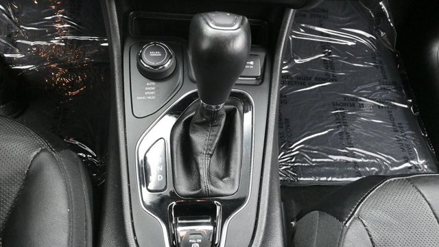 Used 2019 Jeep Cherokee Limited AWD/4WD image 22