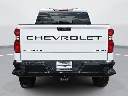 New 2026 Chevrolet Silverado 1500 Custom Trail Boss w/ Turbomax Blackout Package image 4