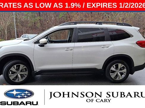 Certified 2025 Subaru Ascent Premium w/ Premium Package image 5