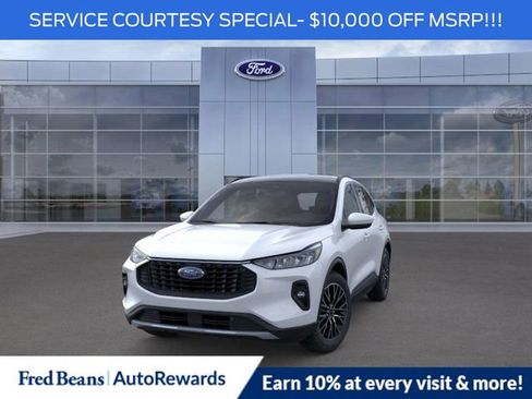 New 2025 Ford Escape SE image 2