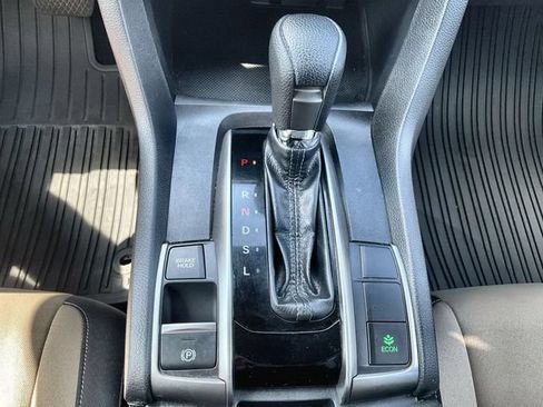 Used 2019 Honda Civic EX image 27