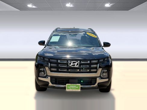 Used 2025 Hyundai Santa Cruz Limited AWD/4WD image 6
