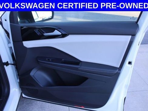 Used 2025 Volkswagen Taos S image 19