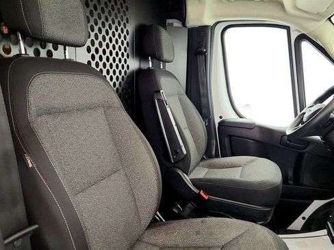 Used 2025 RAM ProMaster 2500 w/ U-Haul Equipment Group FWD image 24