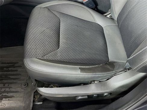 Used 2019 Subaru Forester Premium w/ All-Weather Package image 19