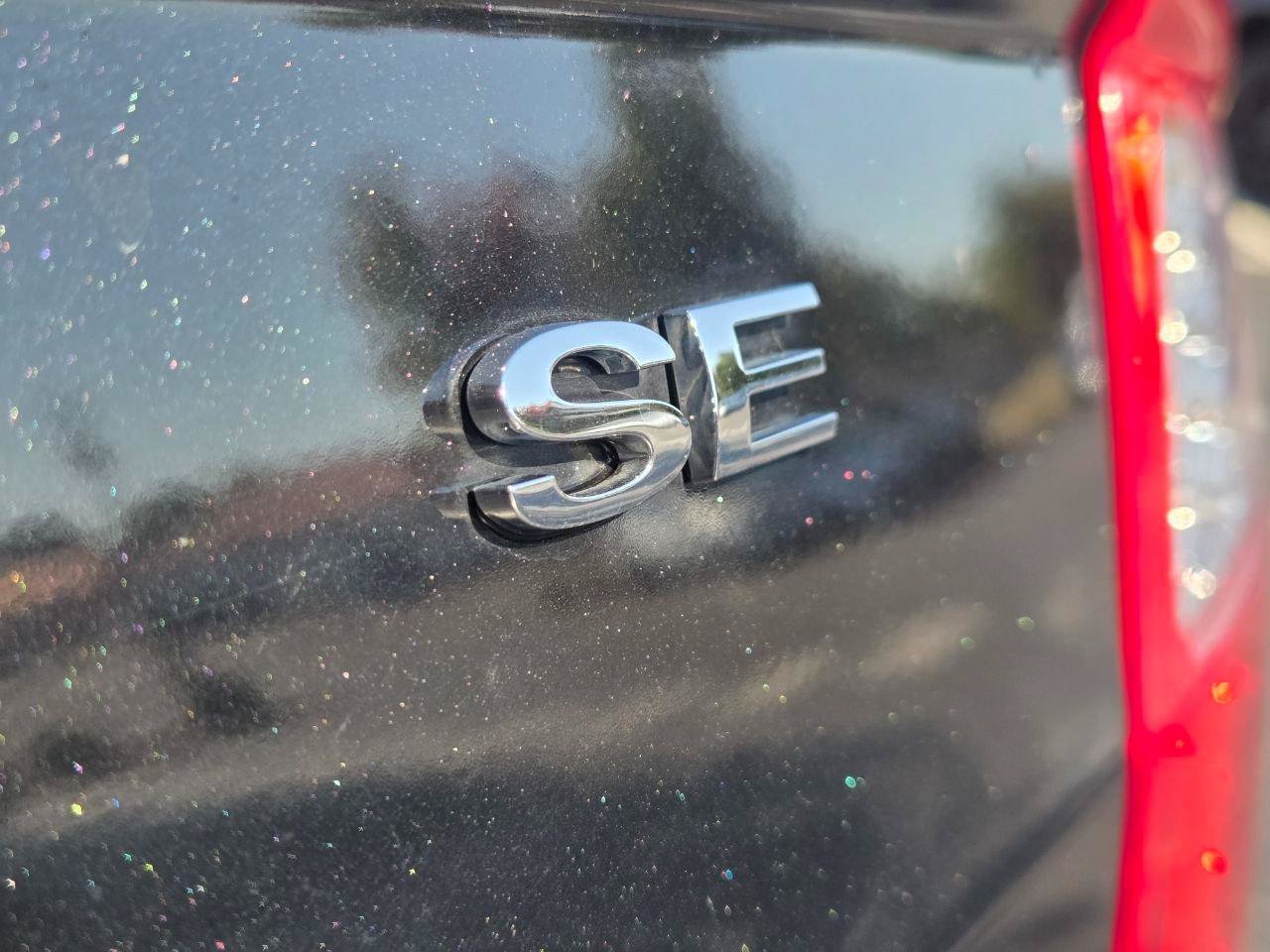 Used 2011 Ford Fusion SE FWD image 10