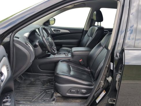 Used 2020 Nissan Pathfinder SL AWD/4WD image 8