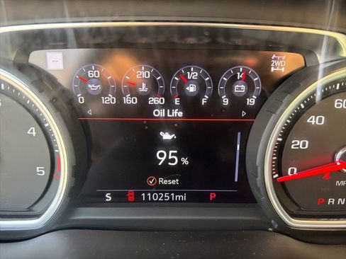 Used 2023 Chevrolet Silverado 3500 High Country image 63