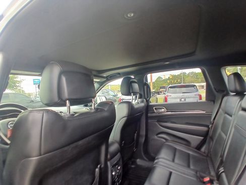 Used 2017 Jeep Grand Cherokee Limited 75th Anniversary image 32