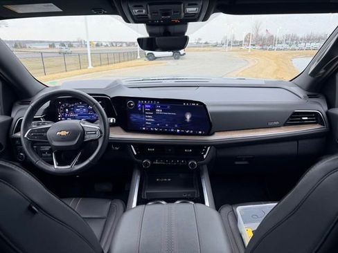 Used 2025 Chevrolet Tahoe High Country w/ Sun And Tow Package image 6