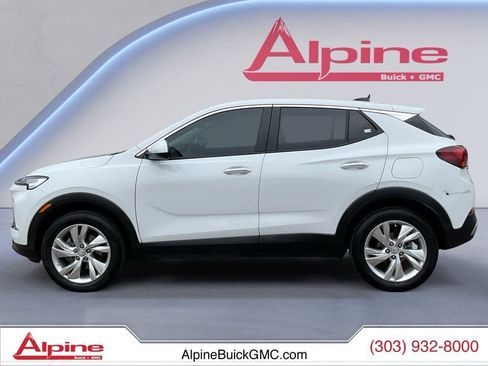 Used 2024 Buick Encore GX Preferred AWD/4WD image 2