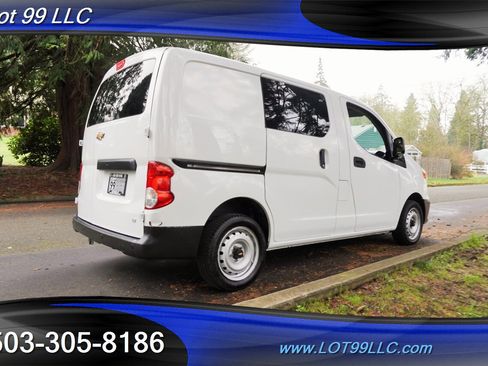 Used 2017 Chevrolet City Express LT image 9