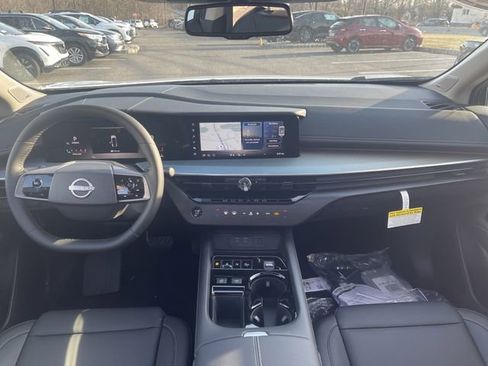 New 2025 Nissan Murano SL image 15