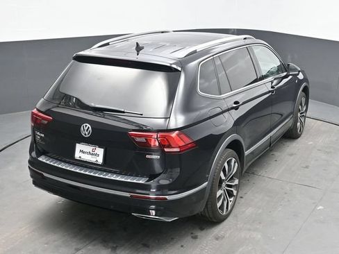 Used 2020 Volkswagen Tiguan SEL Premium R-Line w/ 3rd Row Seat Package AWD/4WD image 28