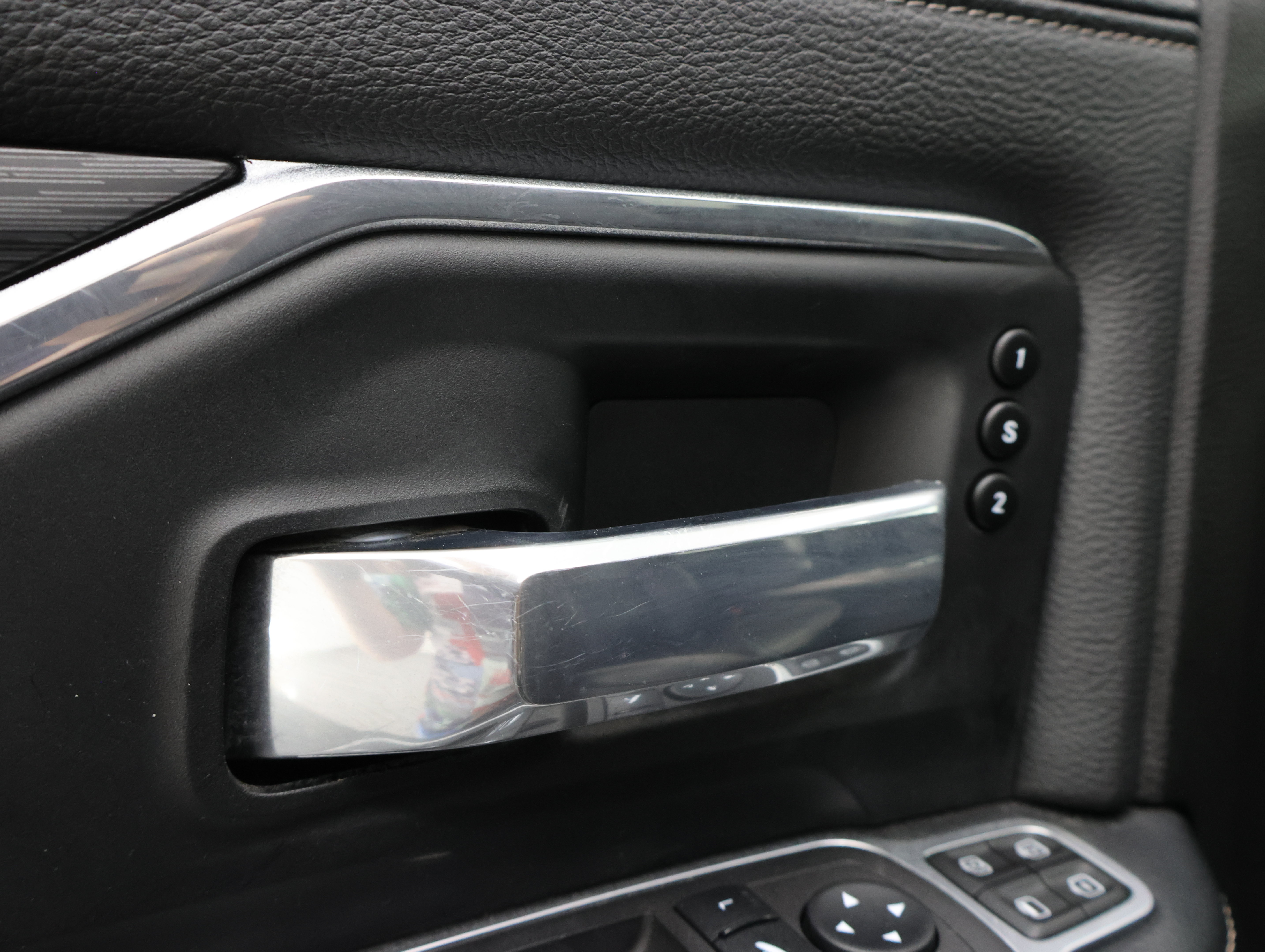 Used 2024 RAM 2500 Laramie w/ Night Edition AWD/4WD image 40