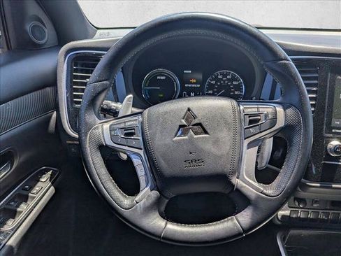 Used 2020 Mitsubishi Outlander SEL AWD/4WD image 13