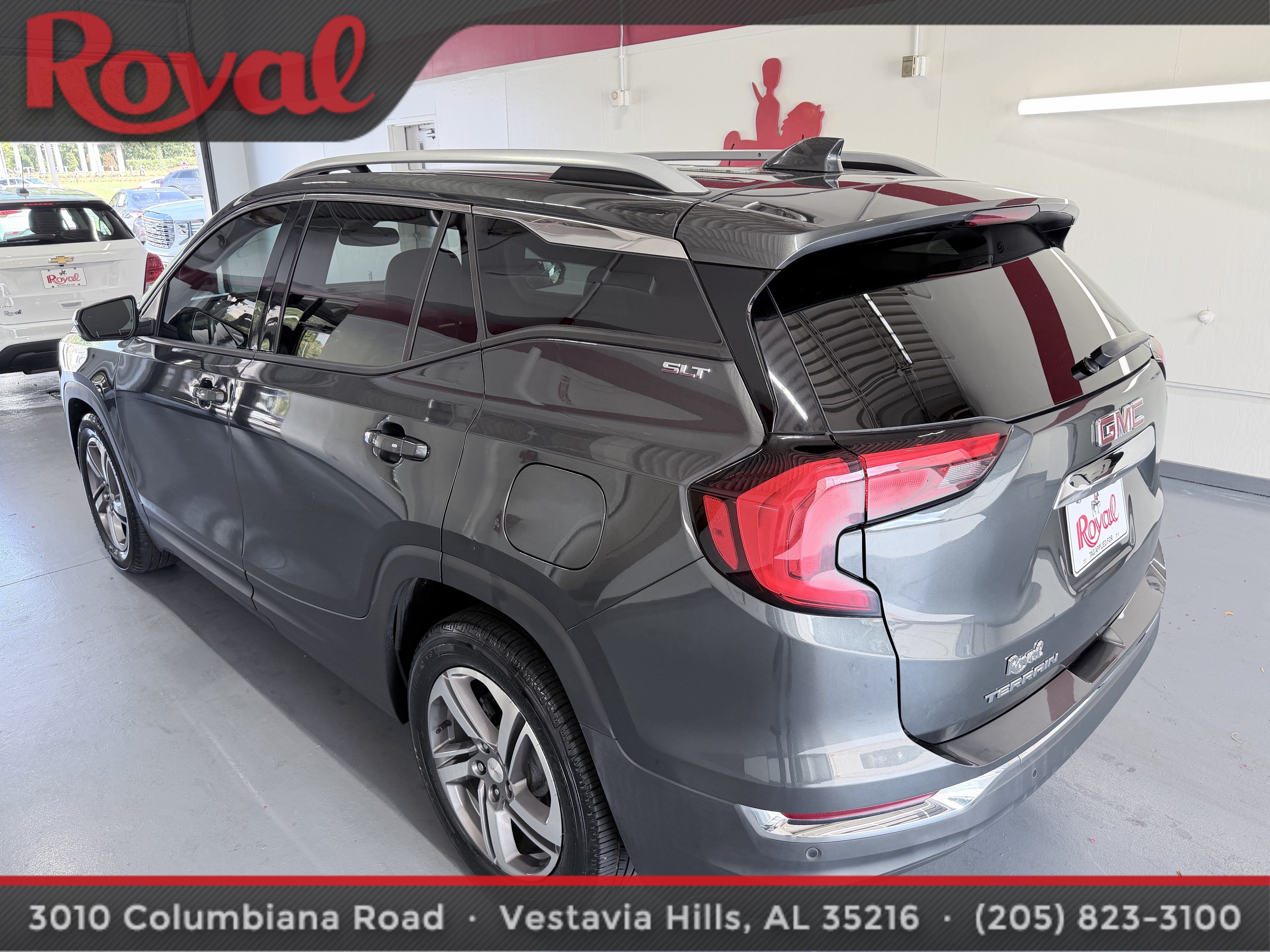Used 2021 GMC Terrain SLT w/ Infotainment Package II FWD image 6