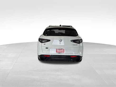 Used 2024 Alfa Romeo Stelvio Veloce AWD/4WD image 4