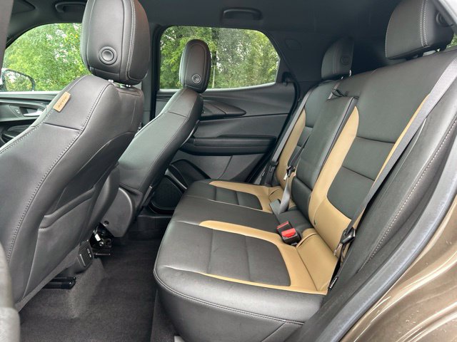 Used 2022 Chevrolet TrailBlazer ACTIV w/ Technology Package FWD image 32