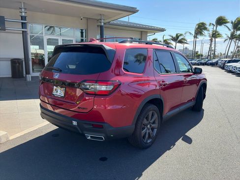 Used 2023 Honda Pilot Sport image 3