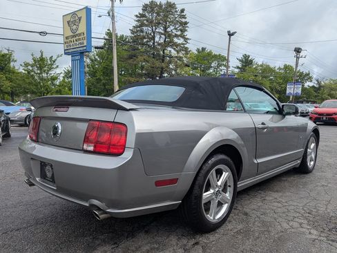 Used 2008 Ford Mustang GT Premium RWD image 8