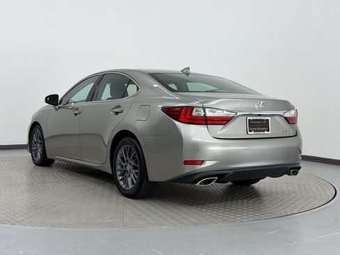 Used 2018 Lexus ES 350 w/ Navigation System Package FWD image 3