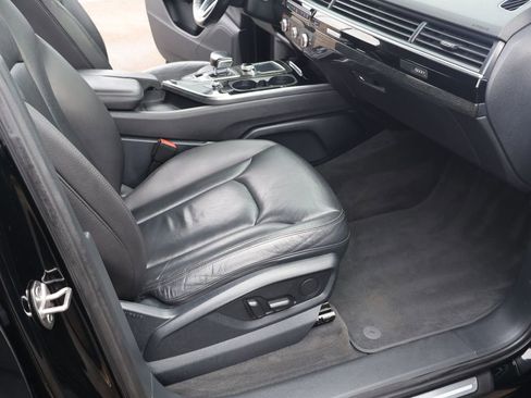 Used 2017 Audi Q7 3.0T Premium Plus image 32