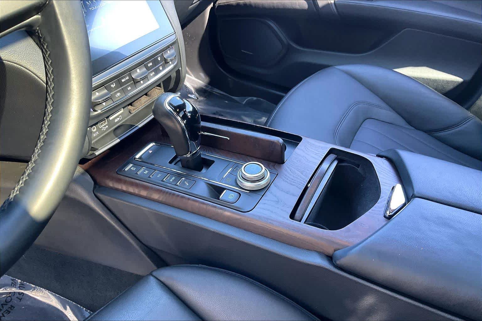 Used 2017 Maserati Quattroporte S RWD image 15