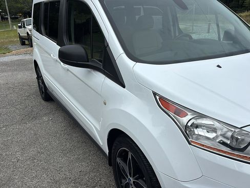 Used 2016 Ford Transit Connect XLT FWD image 6