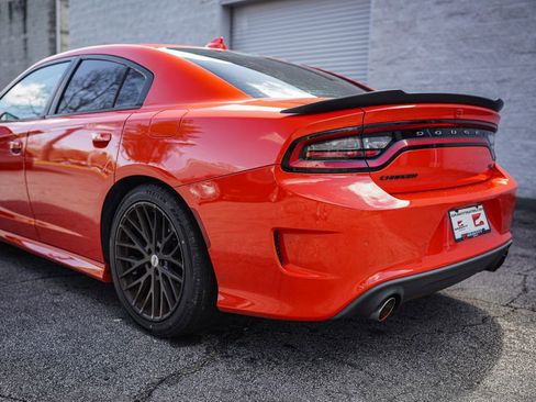 Used 2017 Dodge Charger R/T Scat Pack w/ Beats Audio Group image 12