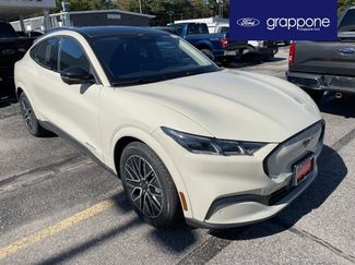 New 2025 Ford Mustang Mach-E Premium video 1