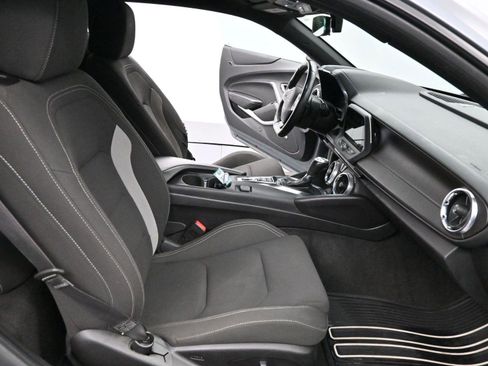 Used 2019 Chevrolet Camaro LT w/ RS Package image 27