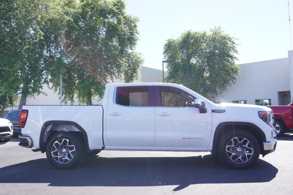 Certified 2026 GMC Sierra 1500 SLE w/ Preferred Package RWD image 7