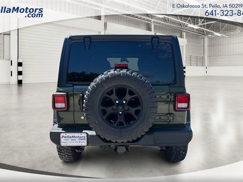 Used 2021 Jeep Wrangler Unlimited Sport image 4