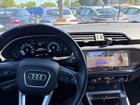 Used 2023 Audi Q3 2.0T Premium Plus w/ Premium Plus Package AWD/4WD image 2